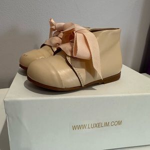 Baby girl luxelim Leather boots EU Size 22 US size 7